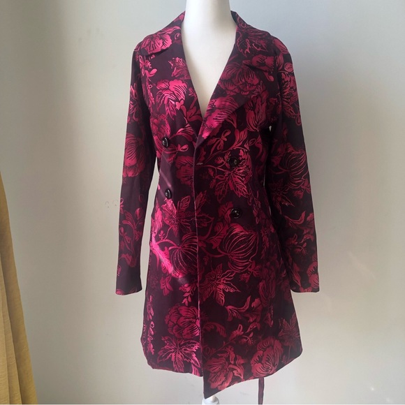 Central falls red(hot pink) and black floral trench coat. Size S - Picture 3 of 10